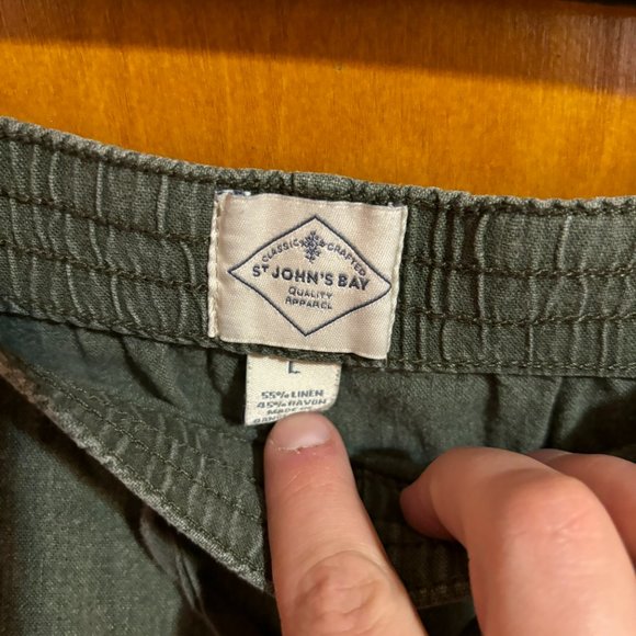 St. John’s Bay shorts Green with Drawstring and elastic waist - Picture 12 of 12